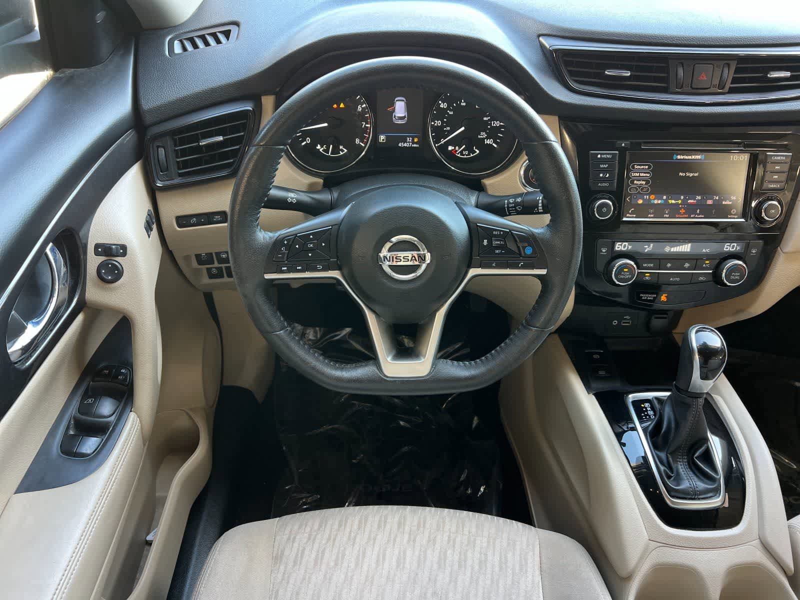 Used 2019 Nissan Rogue SV w/ Premium Package FWD image 15