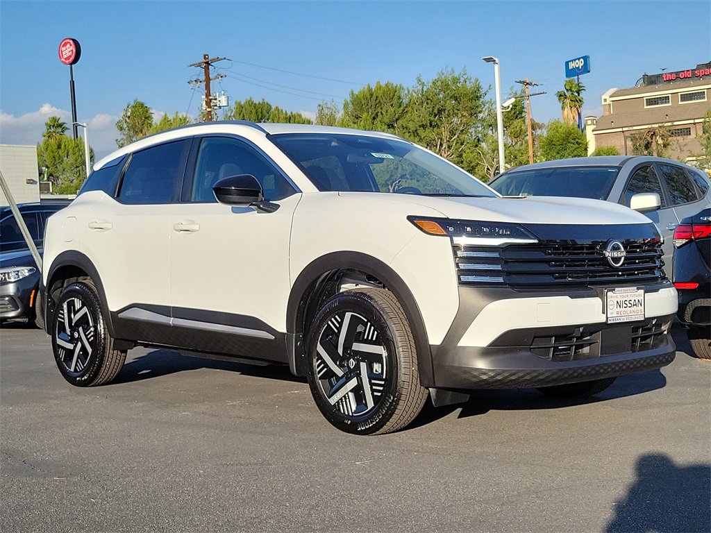 New 2026 Nissan Kicks SV image 14