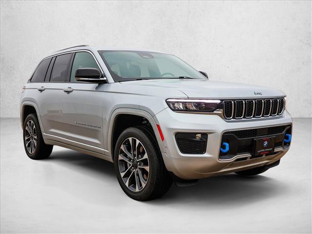 Used 2022 Jeep Grand Cherokee Overland image 3