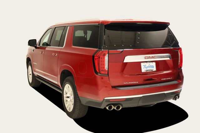 Used 2024 GMC Yukon XL Denali w/ Advanced Technology Package image 8