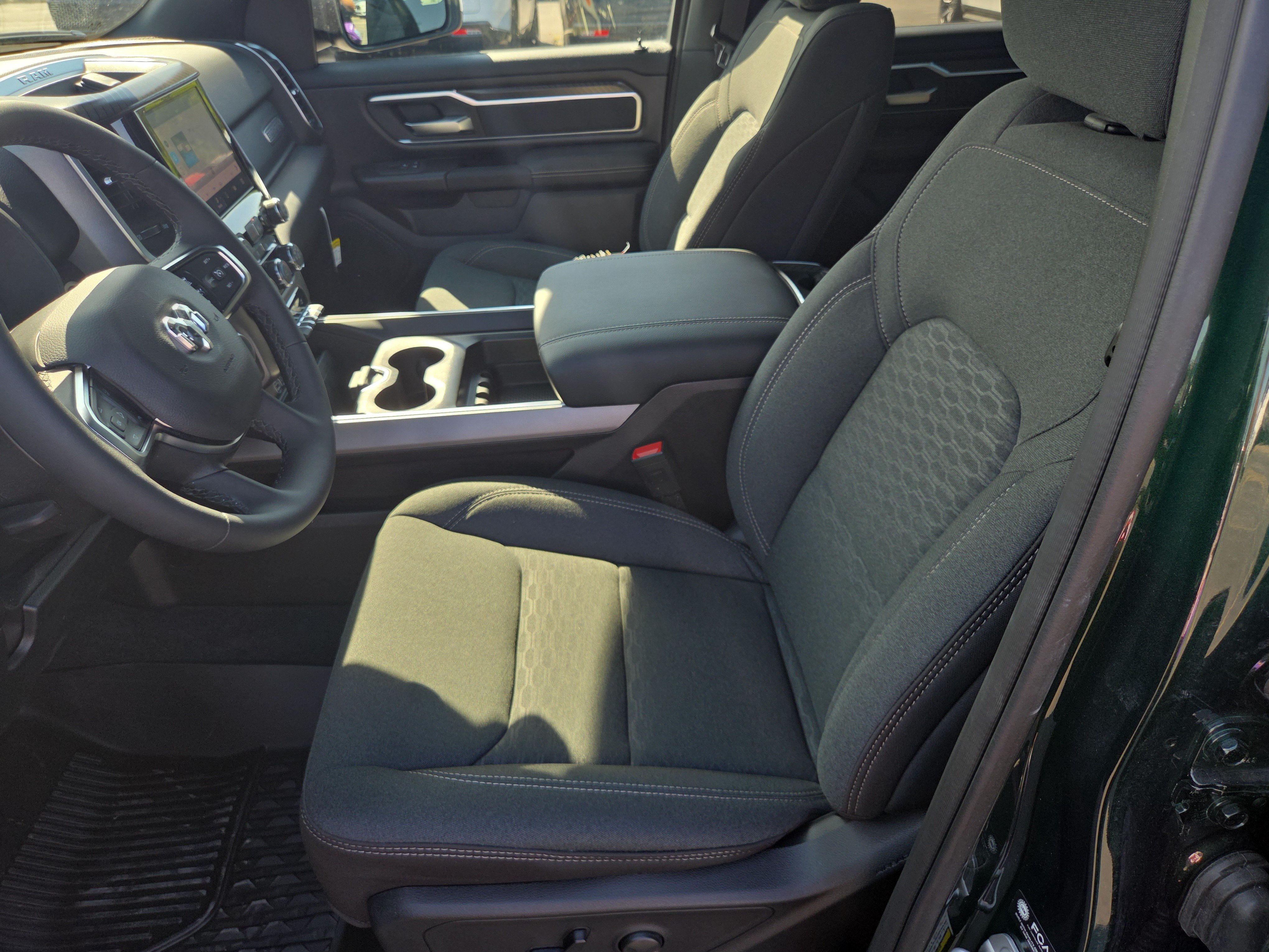 New 2026 RAM 1500 Big Horn AWD/4WD image 4