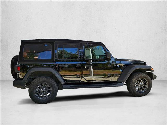 Used 2024 Jeep Wrangler Unlimited Sport AWD/4WD image 4