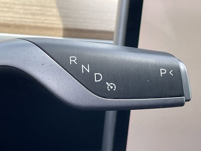 Used 2024 Tesla Model Y Long Range AWD/4WD image 19