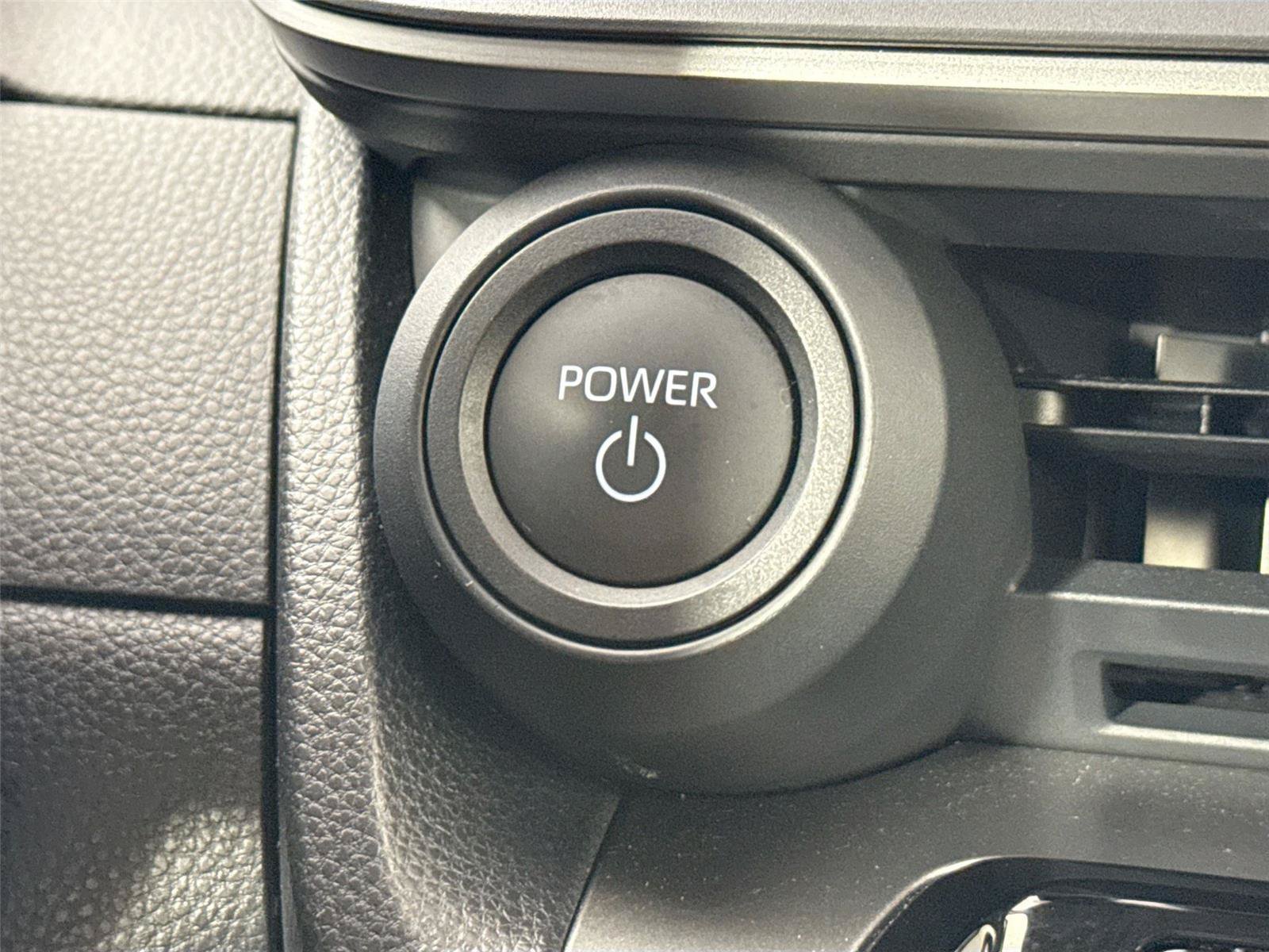 Certified 2023 Toyota Prius LE FWD image 21