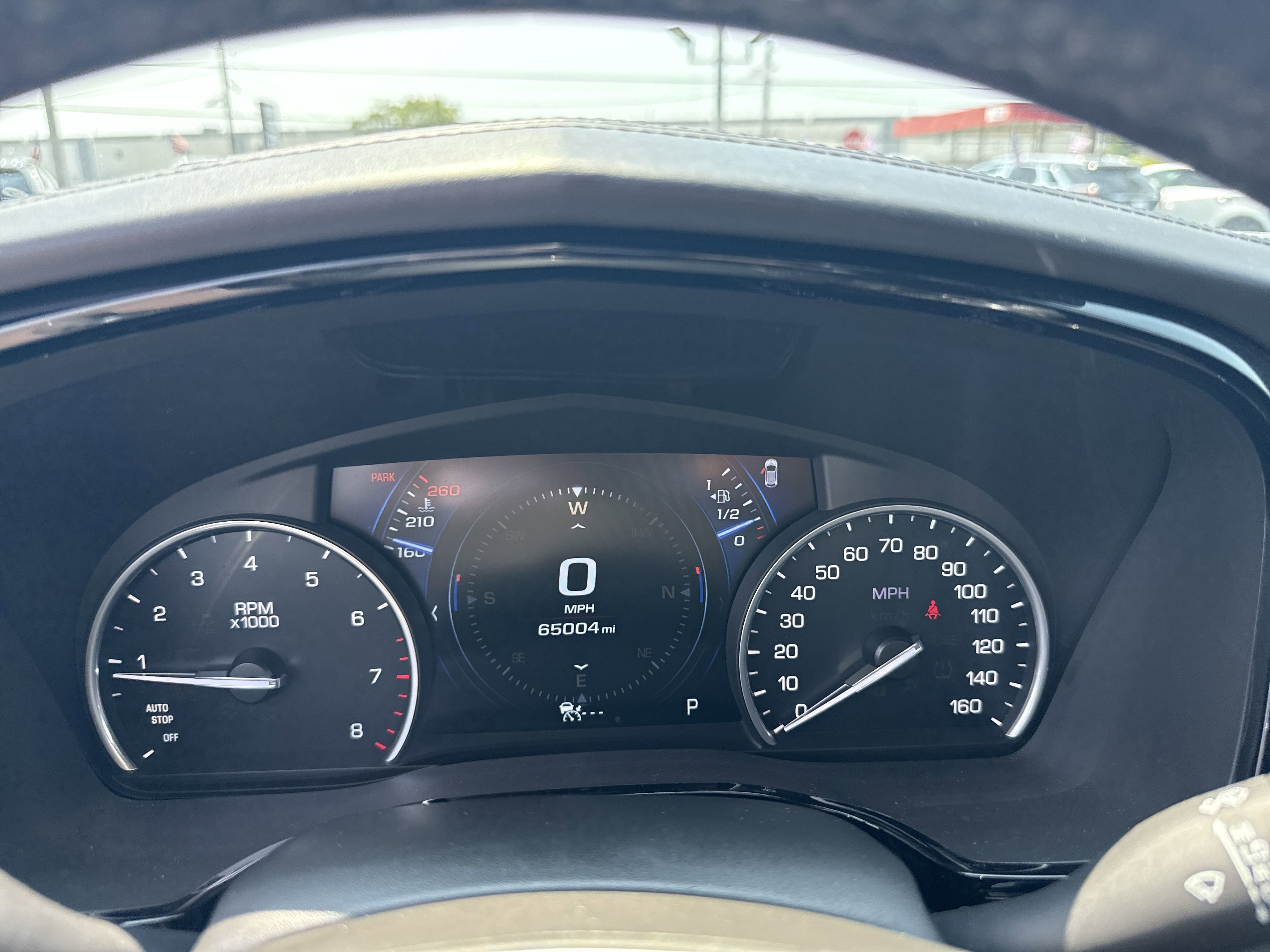 Used 2017 Cadillac XT5 Platinum w/ Driver Assist Package image 16