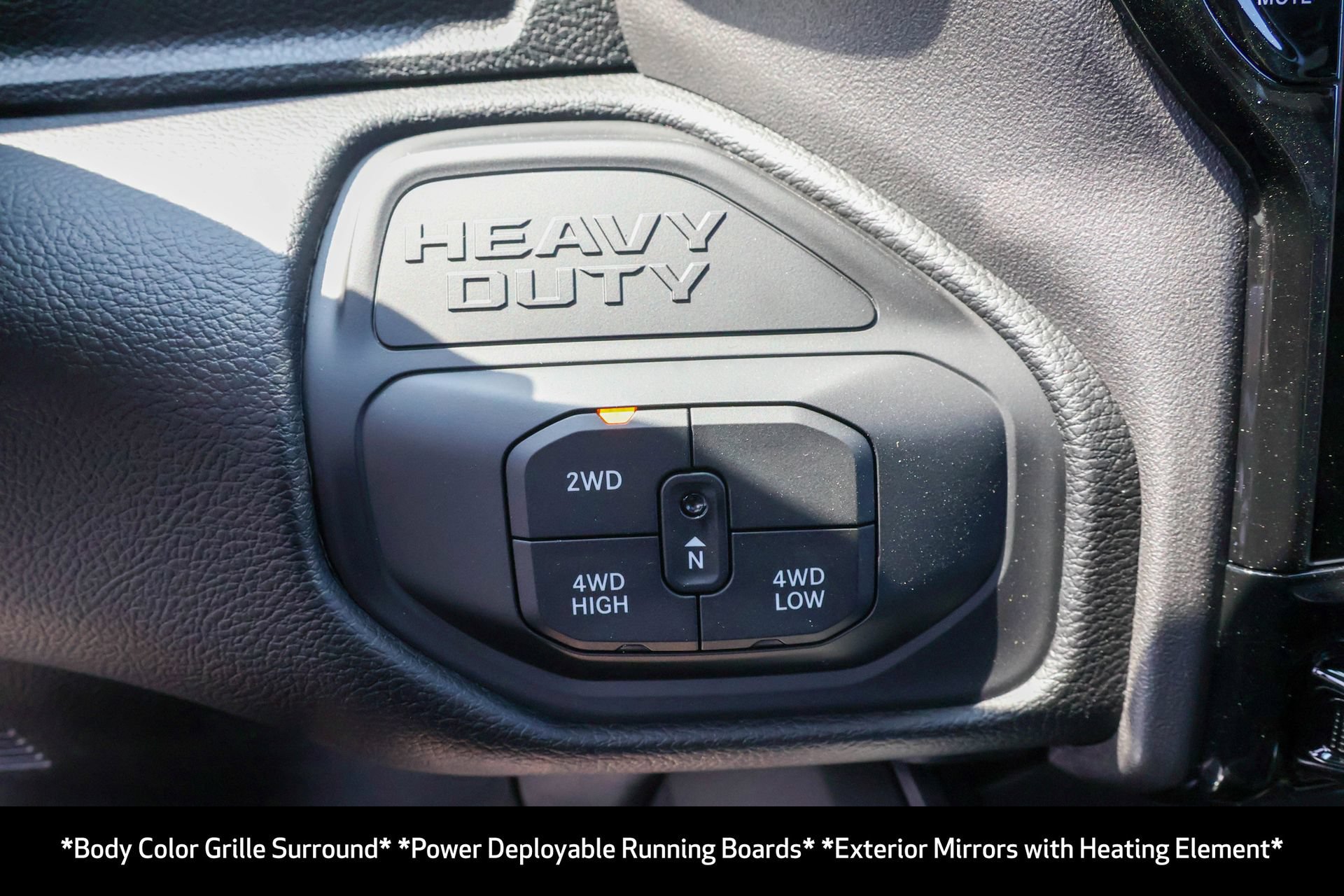 New 2026 RAM 3500 Laramie AWD/4WD image 25
