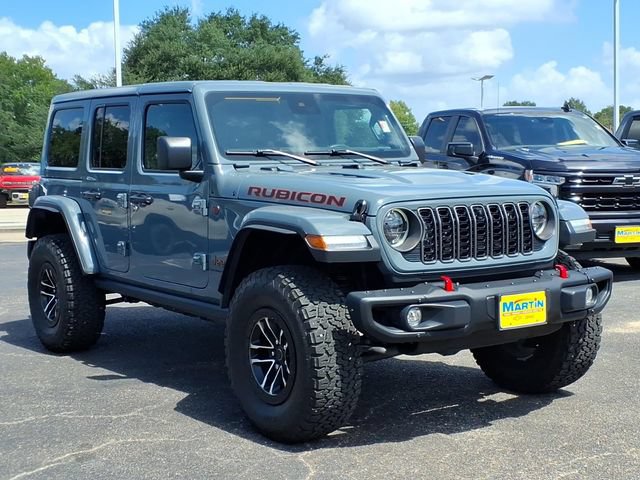 Used 2024 Jeep Wrangler Unlimited Rubicon AWD/4WD image 3
