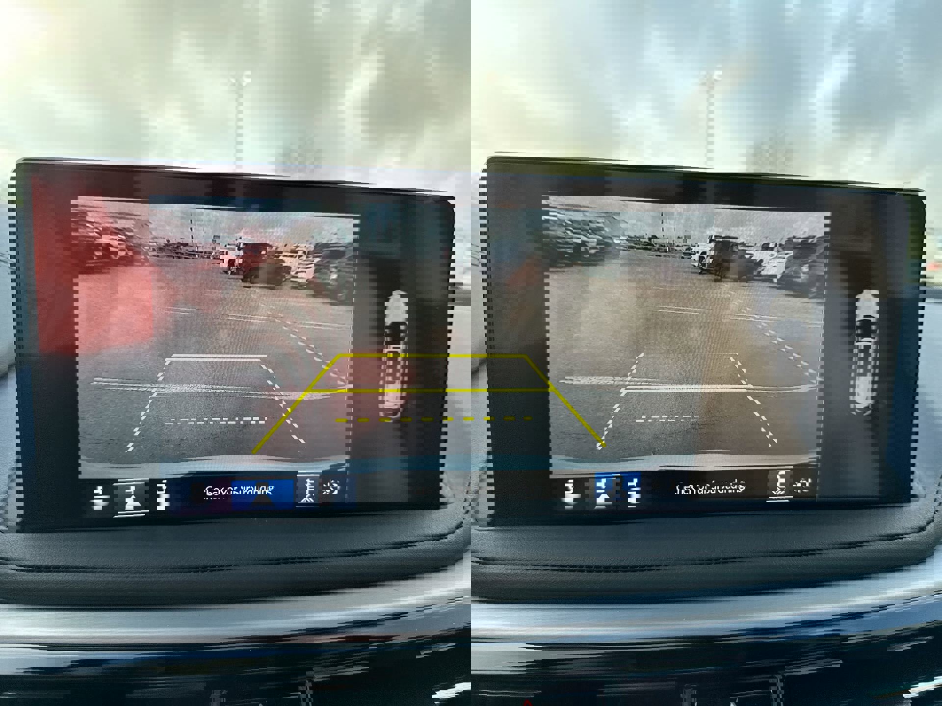 Used 2025 Acura MDX SH-AWD w/ Technology Package image 23