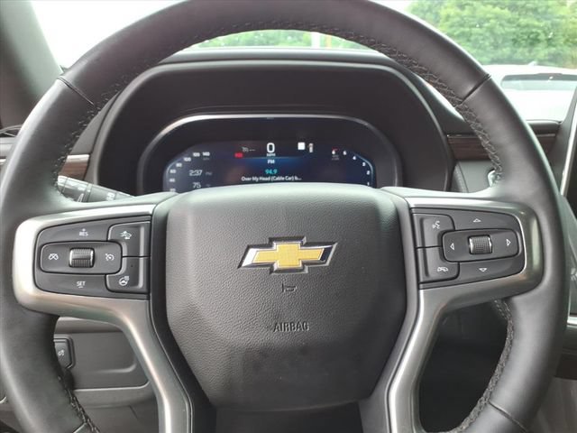 Used 2023 Chevrolet Tahoe LT w/ Luxury Package AWD/4WD image 19