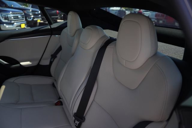 Used 2023 Tesla Model S Plaid image 14