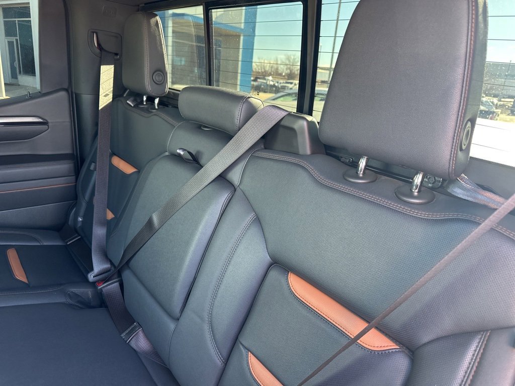 Used 2023 GMC Sierra 1500 AT4 w/ Technology Package image 20