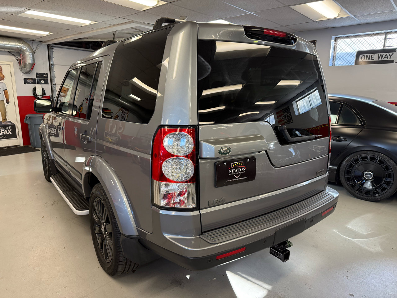 Used 2012 Land Rover LR4 HSE LUX image 4