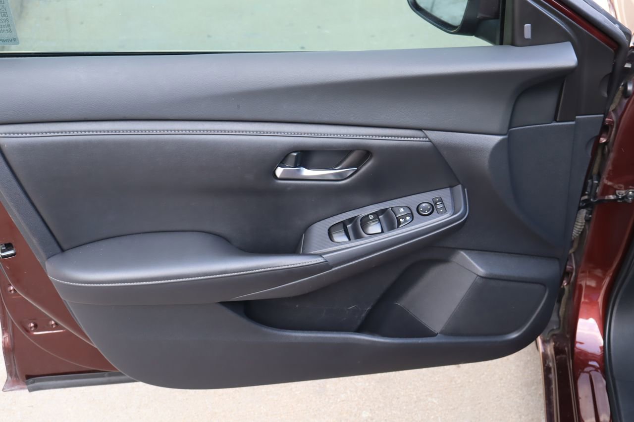 Used 2020 Nissan Sentra SV w/ Electronics Package FWD image 19