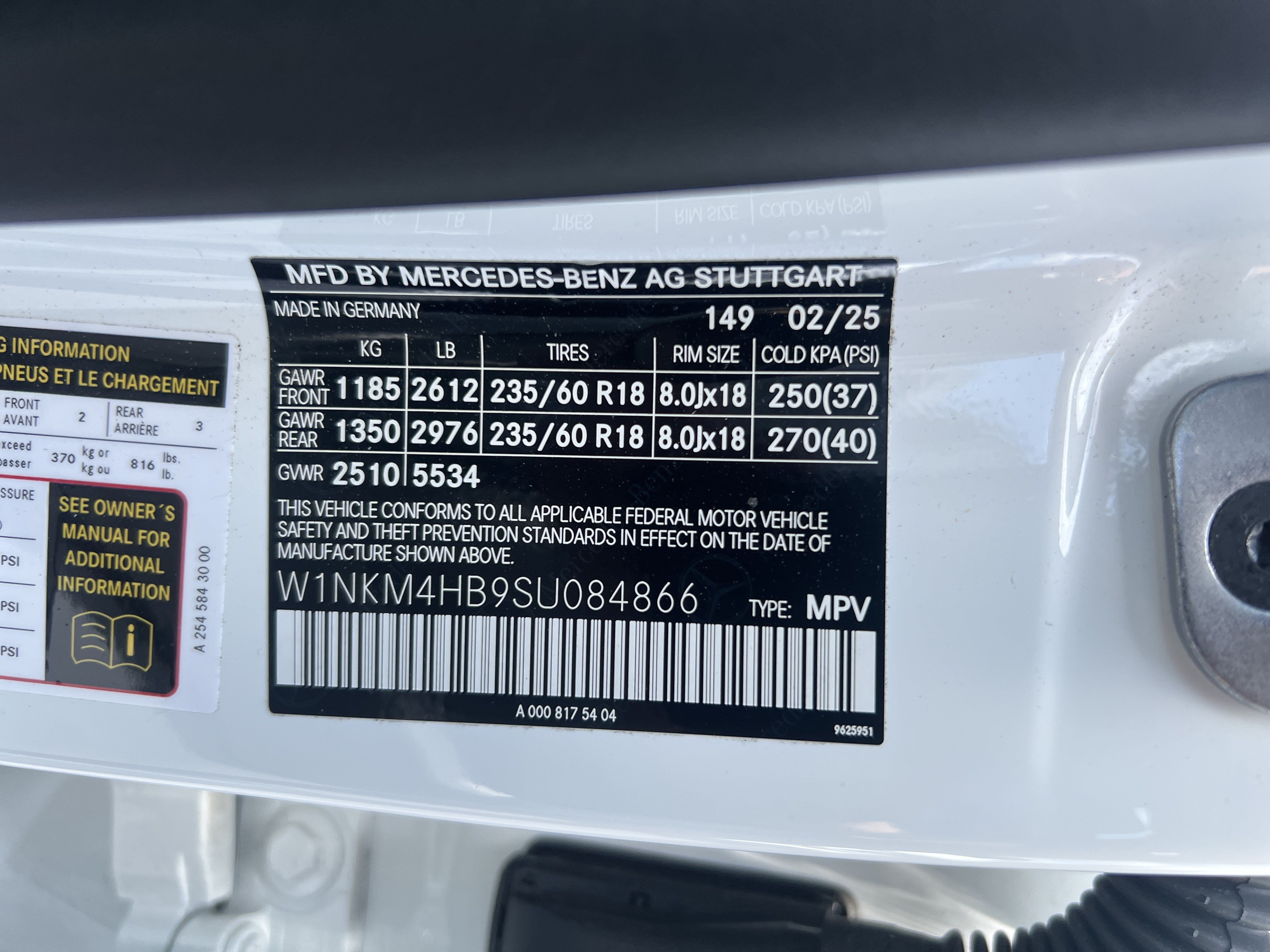 Certified 2025 Mercedes-Benz GLC 300 4MATIC image 37