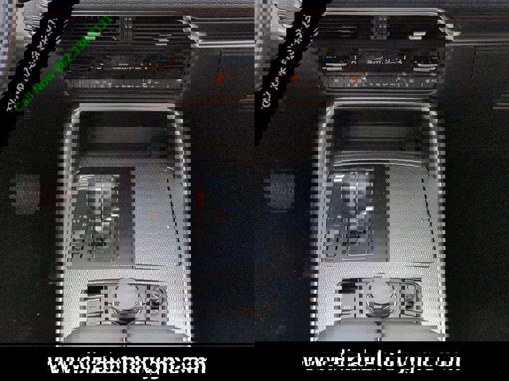 Used 2024 MAZDA CX-90 3.3 Turbo w/ Preferred Package image 21