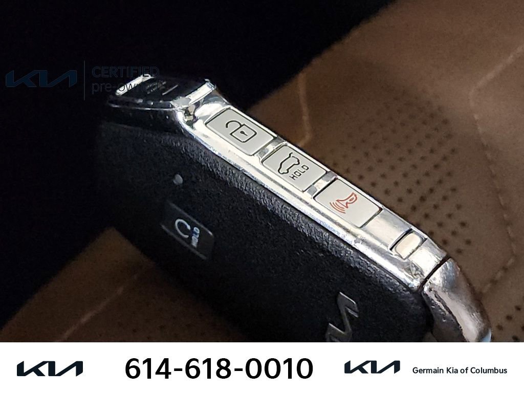 Certified 2022 Kia Telluride SX w/ SX Prestige Package image 33