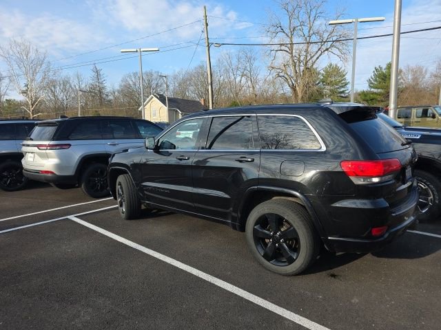 Used 2015 Jeep Grand Cherokee Altitude image 3