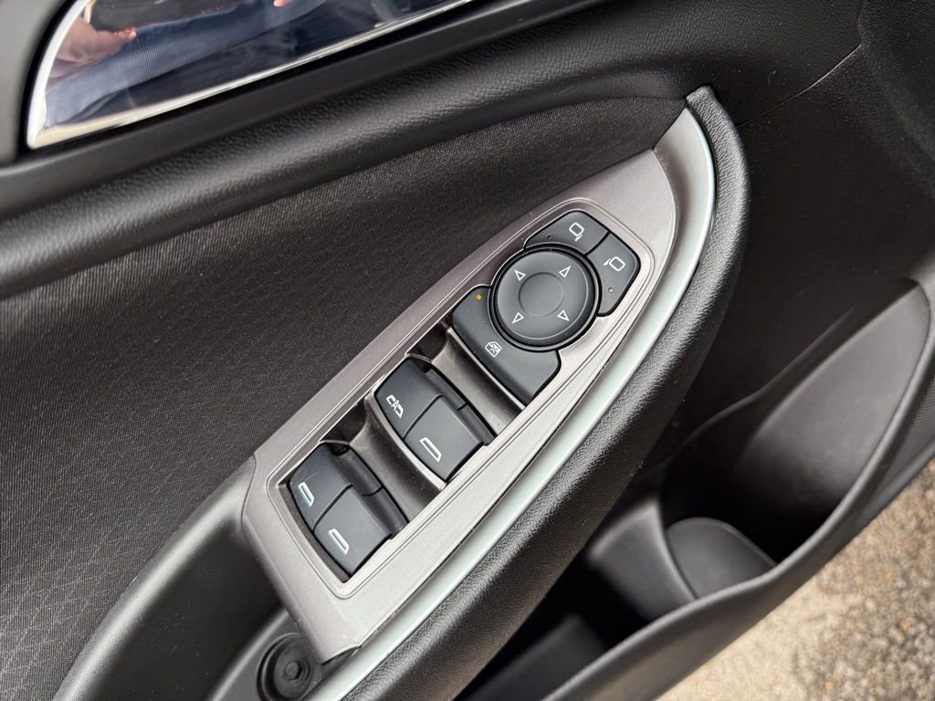 Used 2023 Chevrolet Malibu LT image 22