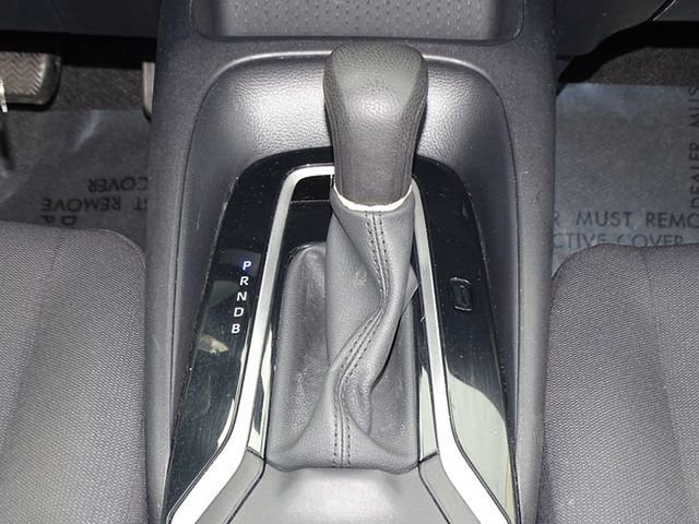 Used 2024 Toyota Corolla LE FWD image 31