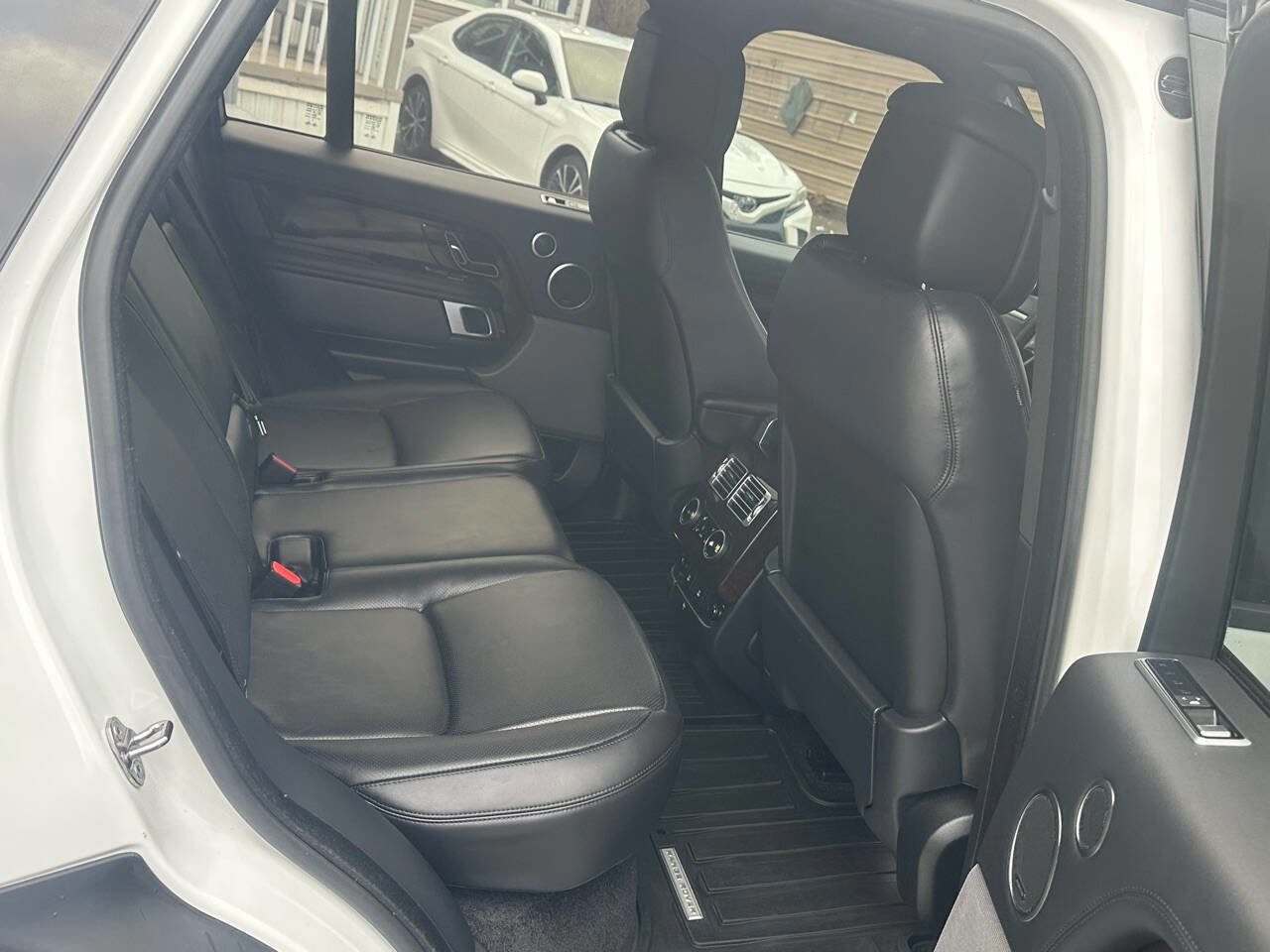 Used 2021 Land Rover Range Rover P525 Westminster Edition image 25