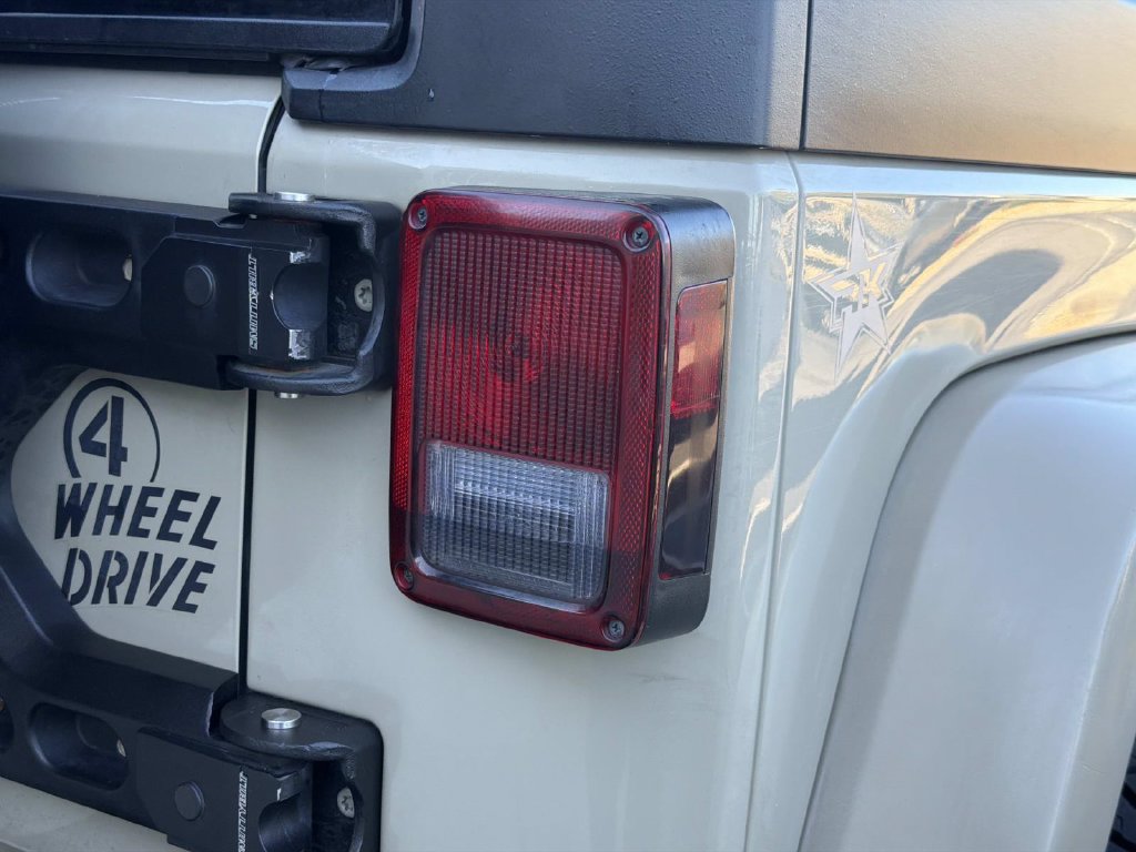 Used 2017 Jeep Wrangler Unlimited Sport AWD/4WD image 6