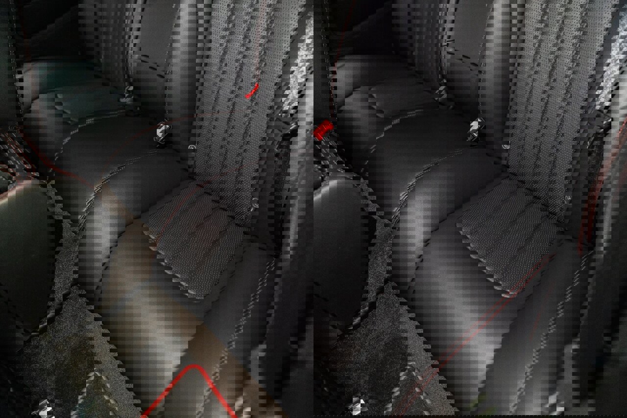 Used 2015 Bentley Continental GT image 22