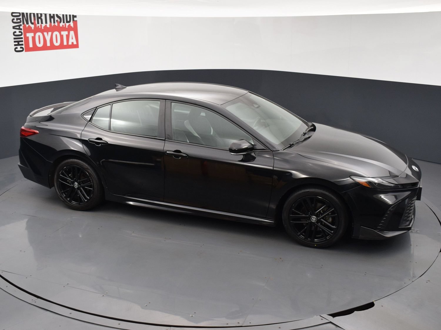 Used 2025 Toyota Camry SE FWD image 21