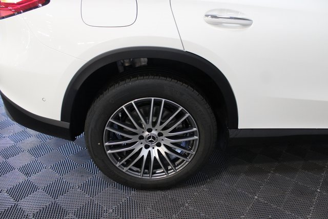 New 2026 Mercedes-Benz GLC 300 4MATIC image 11