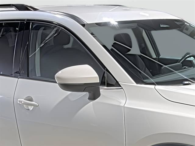 Used 2024 Nissan Pathfinder SV AWD/4WD image 16