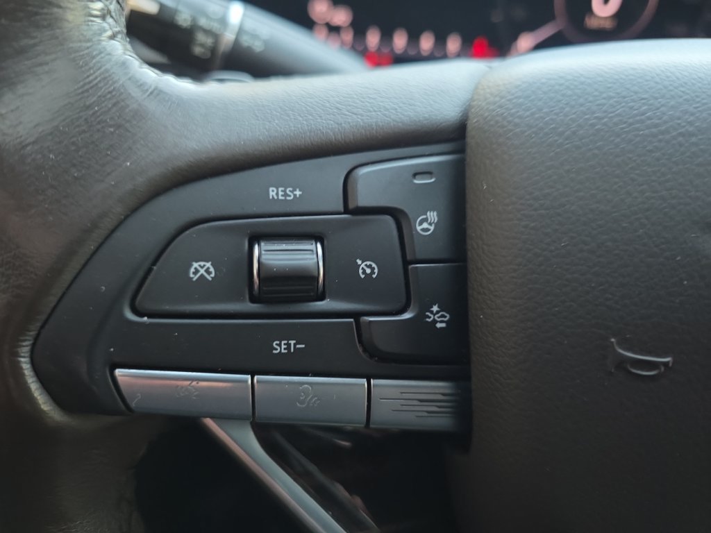 Used 2021 Cadillac Escalade Sport w/ Driver Assist Tech Package AWD/4WD image 21