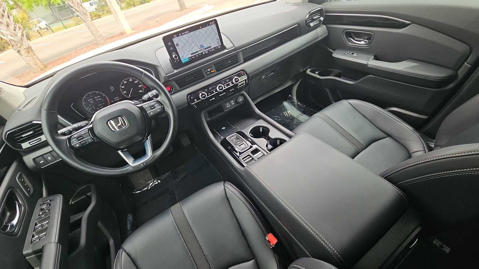 Used 2023 Honda Pilot Touring image 23