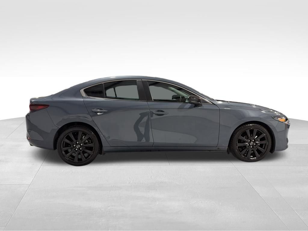 Used 2022 MAZDA MAZDA3 s image 5