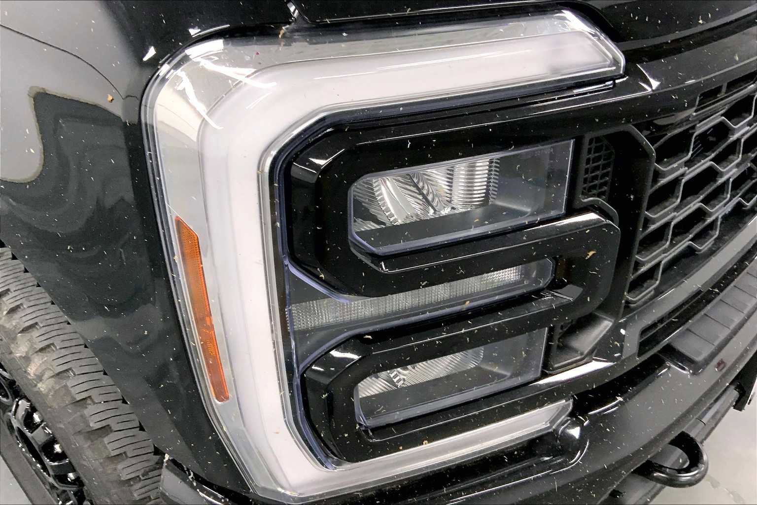 New 2025 Ford F250 Lariat w/ Lariat Ultimate Package image 13