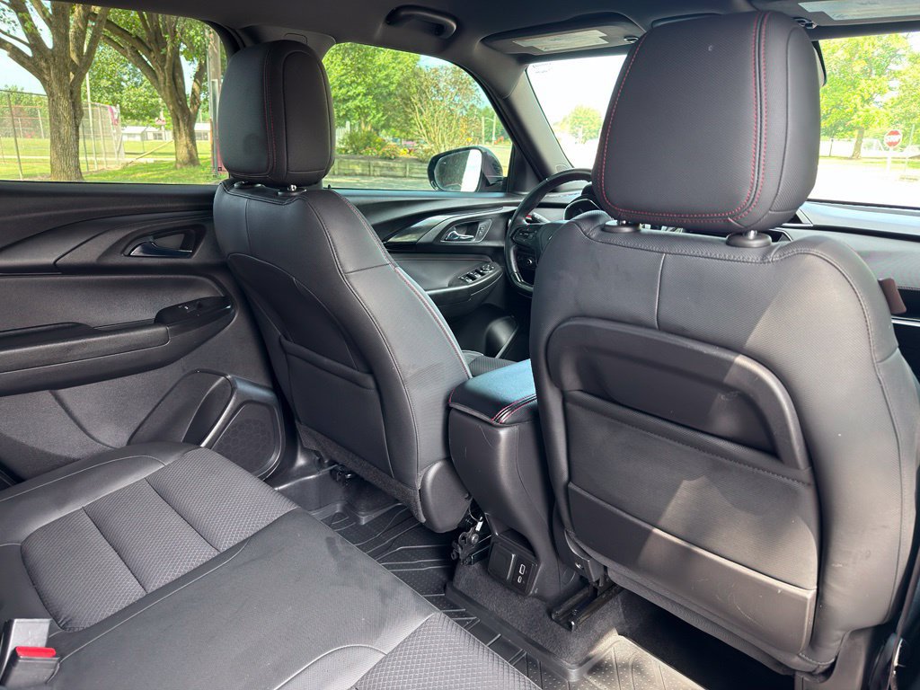 Used 2021 Chevrolet TrailBlazer RS w/ Convenience Package FWD image 28