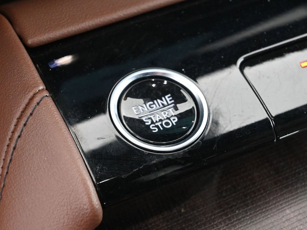 Used 2025 Lincoln Navigator Reserve image 25