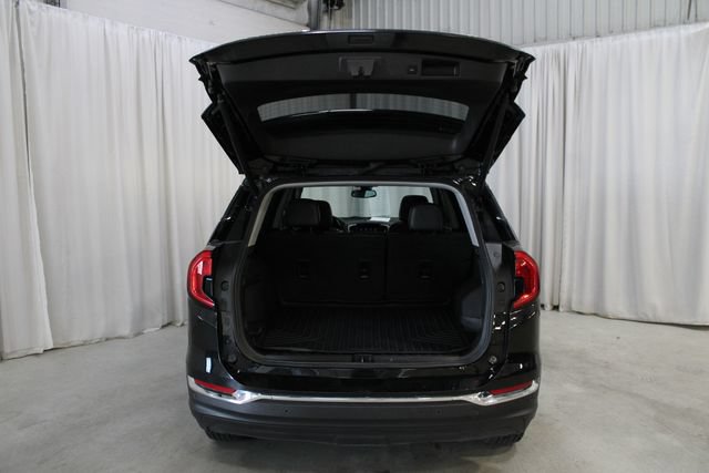 Used 2022 GMC Terrain SLT w/ GMC Pro Grade Package AWD/4WD image 33