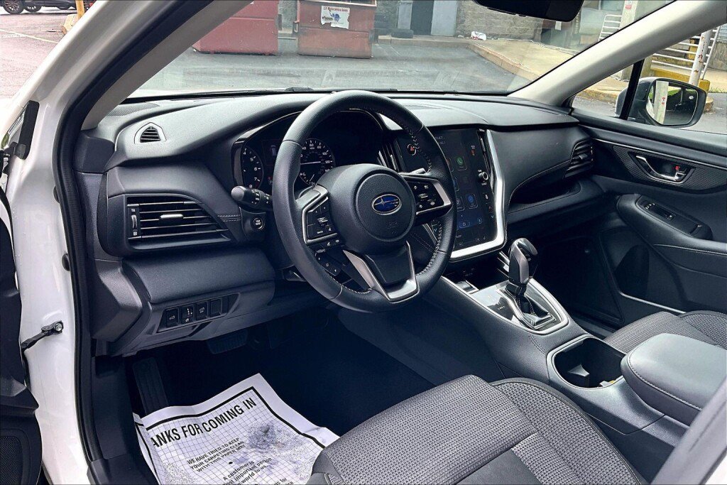 Used 2021 Subaru Outback Premium w/ Popular Package #1 AWD/4WD image 10