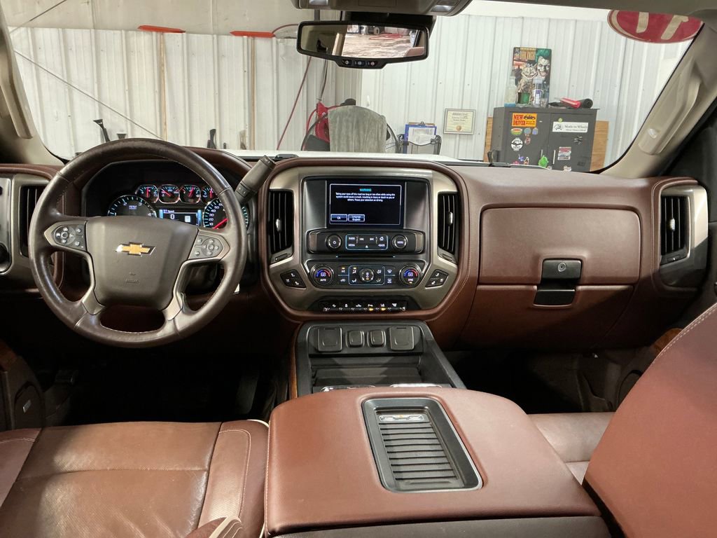 Used 2017 Chevrolet Silverado 2500 High Country w/ Duramax Plus Package AWD/4WD image 16