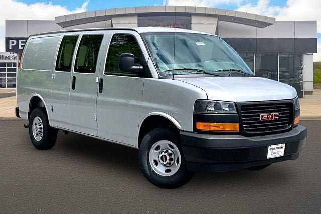 New 2026 GMC Savana 2500 w/ Driver Convenience Package RWD image 2
