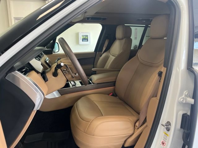 Certified 2025 Land Rover Range Rover SE AWD/4WD image 9