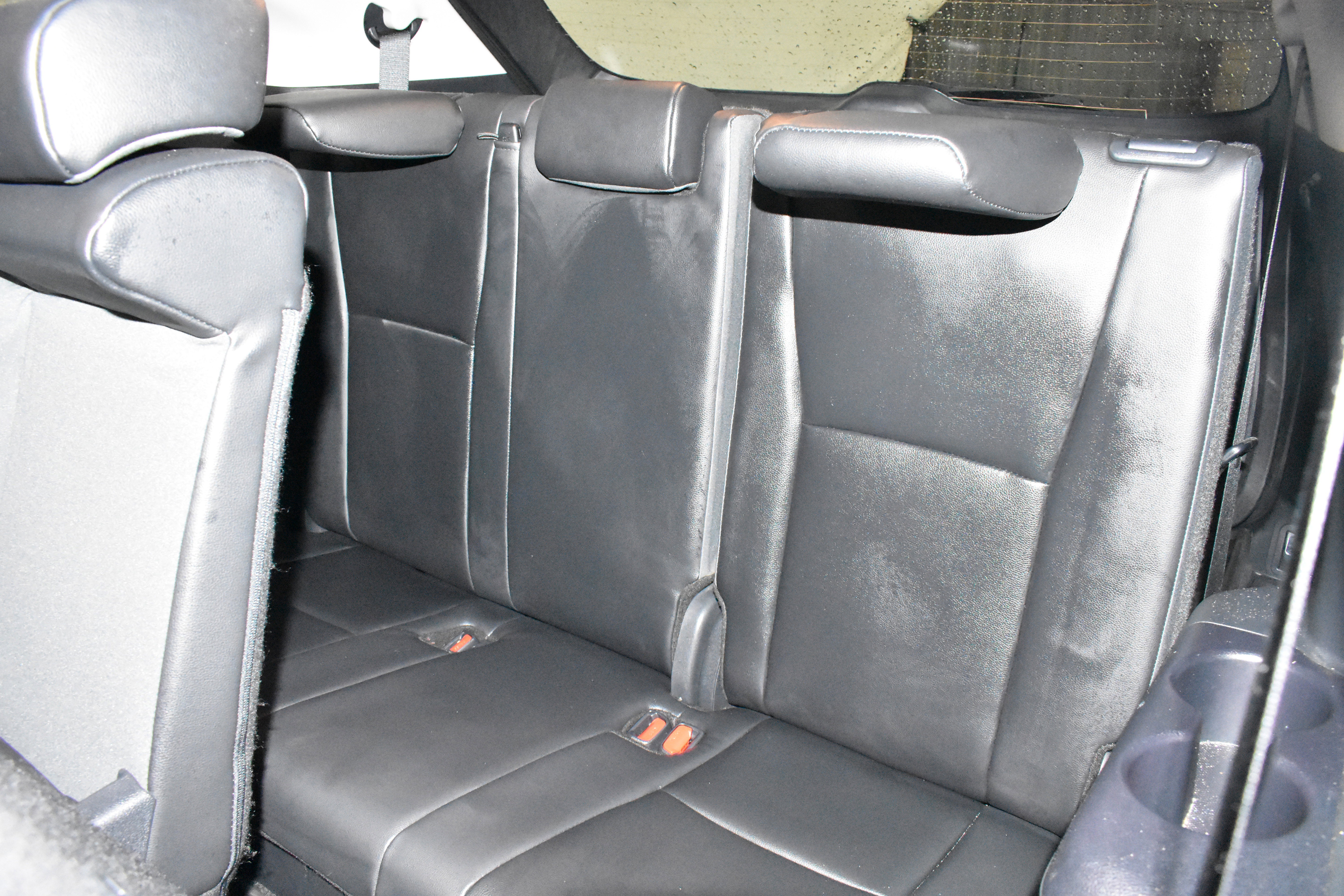 Used 2025 Toyota Highlander XLE FWD image 30