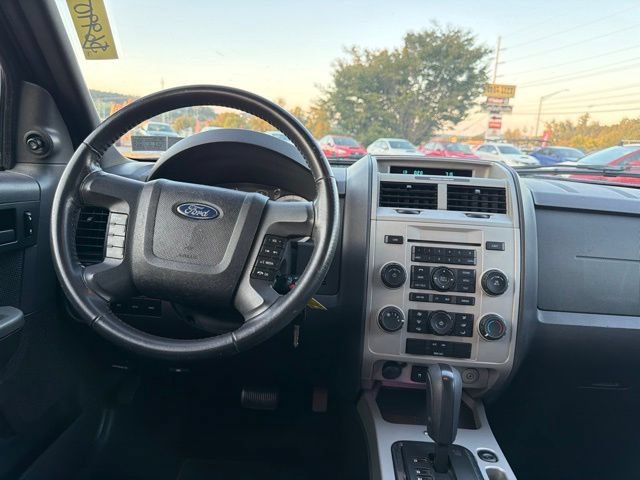 Used 2009 Ford Escape XLT AWD/4WD image 11