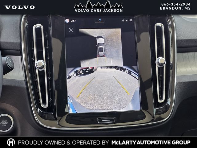 Used 2024 Volvo XC40 B5 Plus w/ Protection Package Premier AWD/4WD image 12