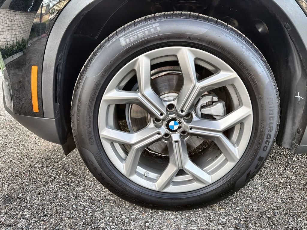 Used 2024 BMW X3 xDrive30i w/ Premium Essential Package image 19