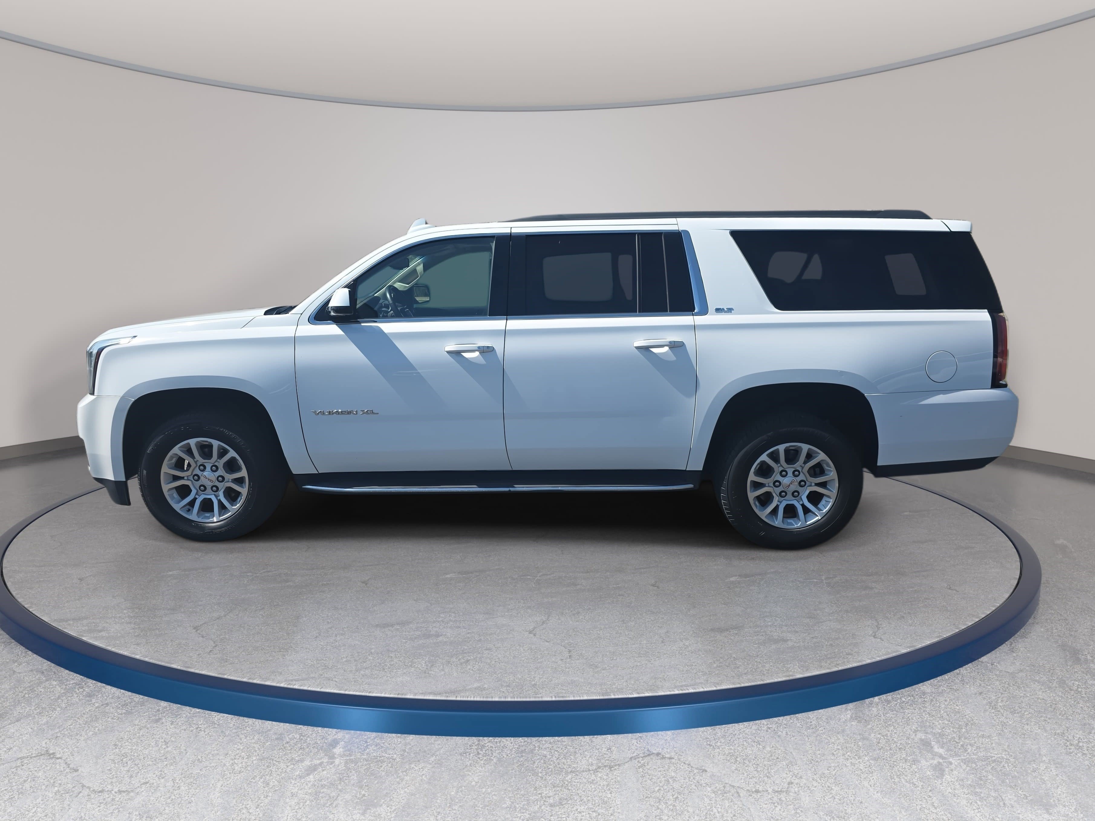 Used 2019 GMC Yukon XL SLT w/ Open Road Package image 8