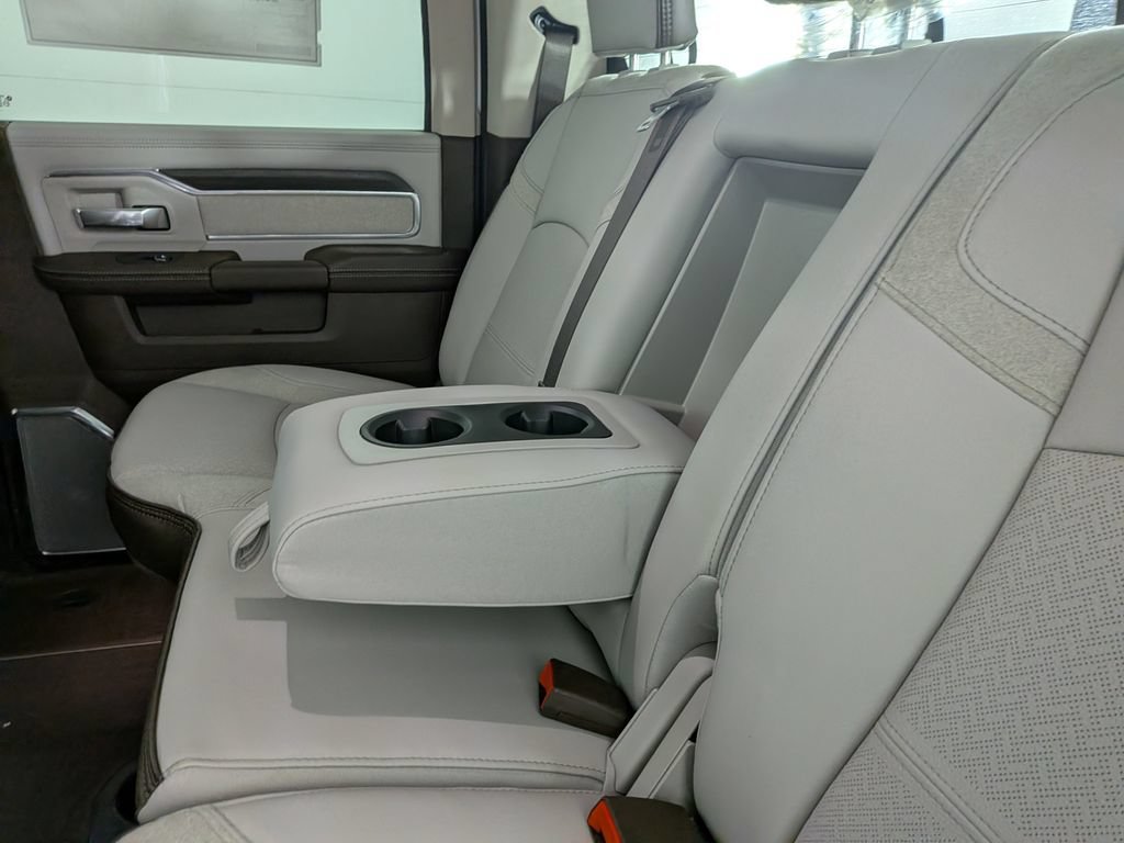 New 2026 RAM 3500 Laramie AWD/4WD image 31
