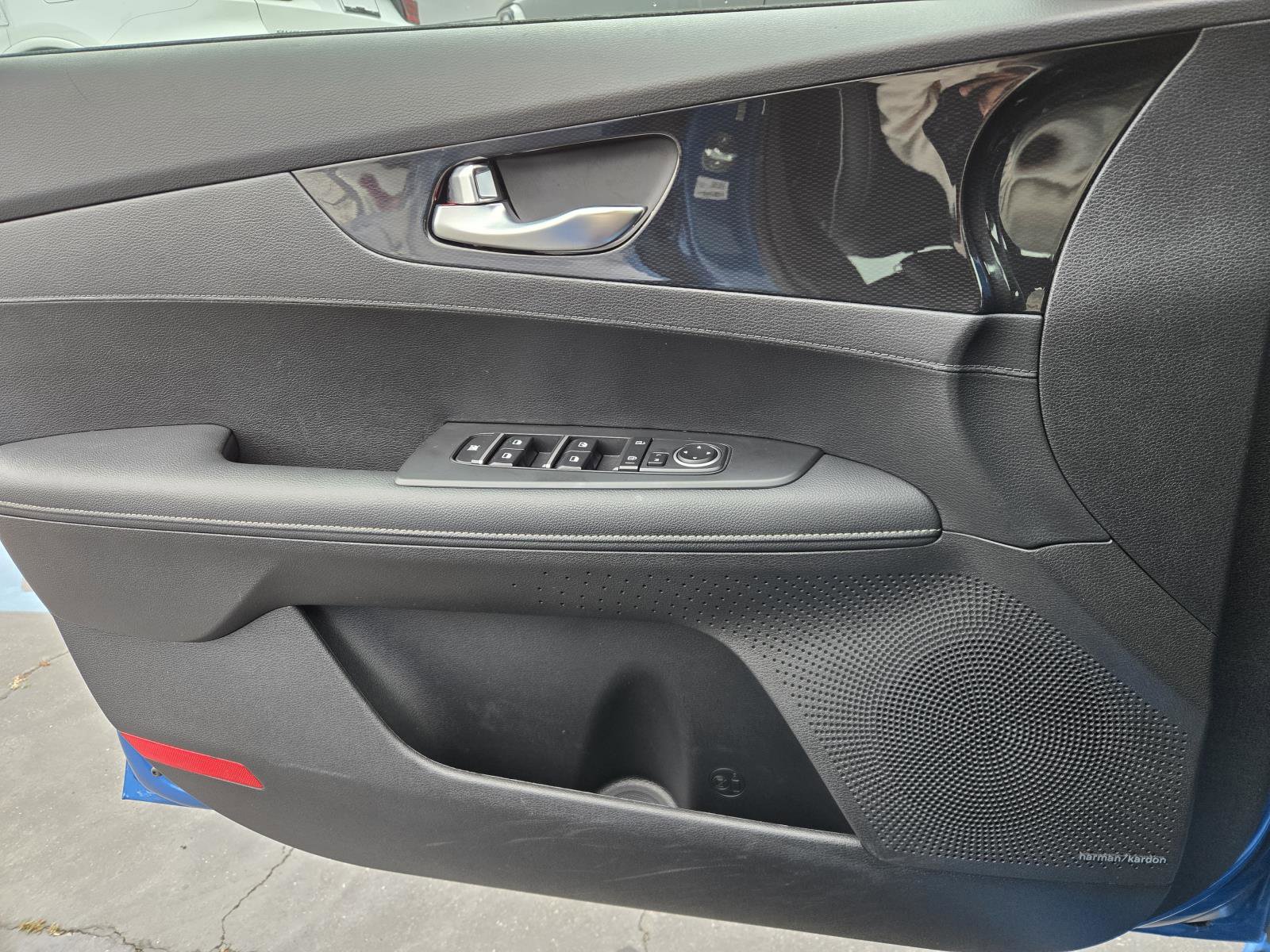 Used 2024 Kia Forte GT-Line w/ GT-Line Premium Package image 19