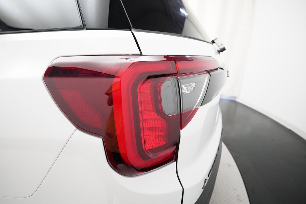 Certified 2023 GMC Acadia SLT w/ Elevation Edition image 34