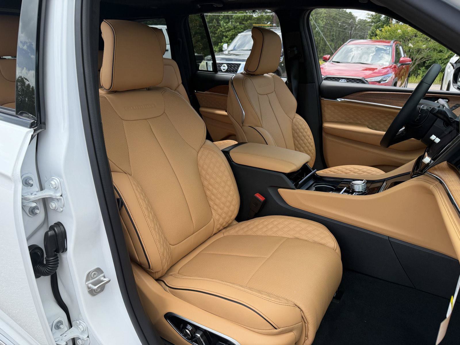 New 2026 Jeep Grand Cherokee Summit AWD/4WD image 21