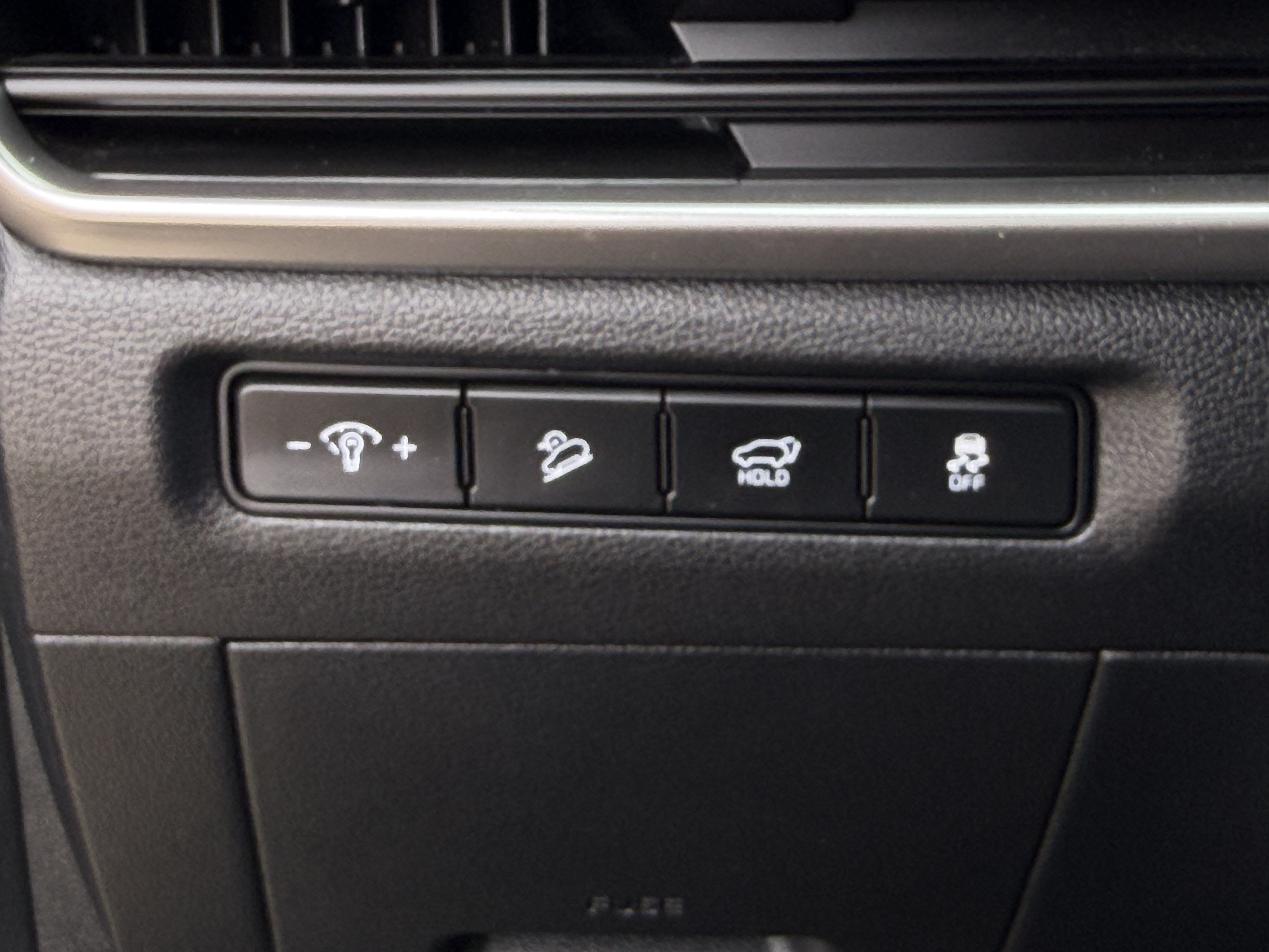 Used 2025 Kia Telluride S FWD image 24